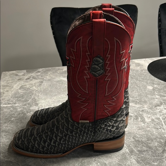 Red and Gray Western Boots - Picture 4 of 4